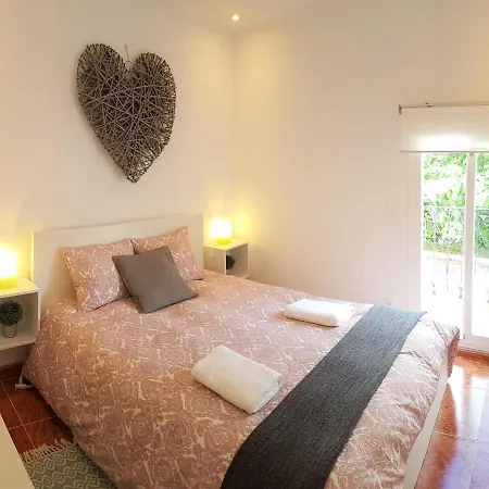 Apartment Casa Del Castillo By Naturadrada