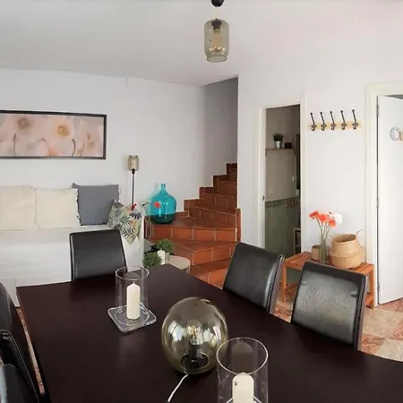 Apartment Casa Del Castillo By Naturadrada *