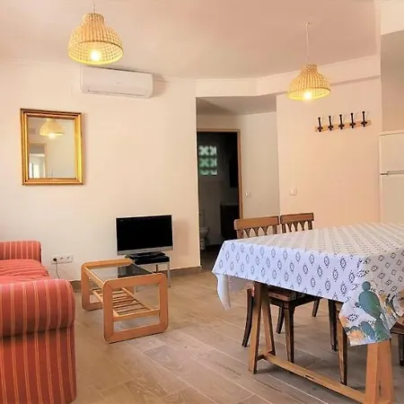 Casa Del Castillo By Naturadrada Apartment La Adrada