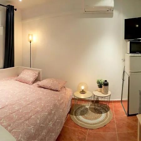 Casa Del Castillo By Naturadrada La Adrada