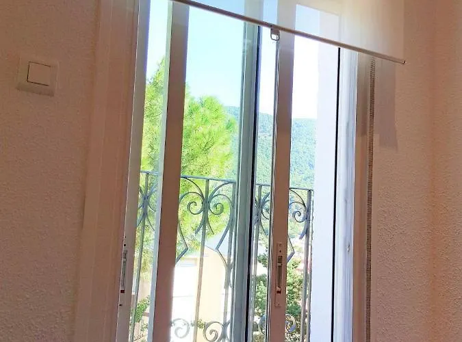 Casa Del Castillo By Naturadrada Appartement La Adrada