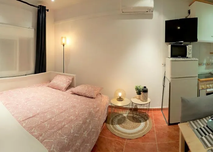 Casa Del Castillo By Naturadrada La Adrada