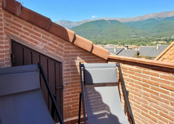 Casa Del Castillo By Naturadrada La Adrada