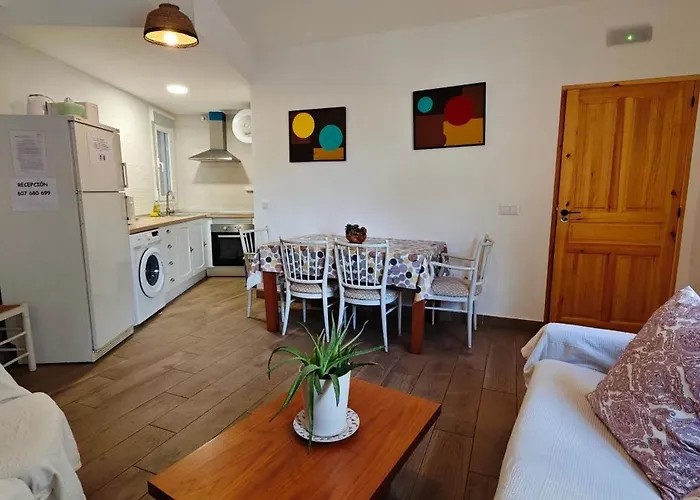 Casa Del Castillo By Naturadrada * La Adrada